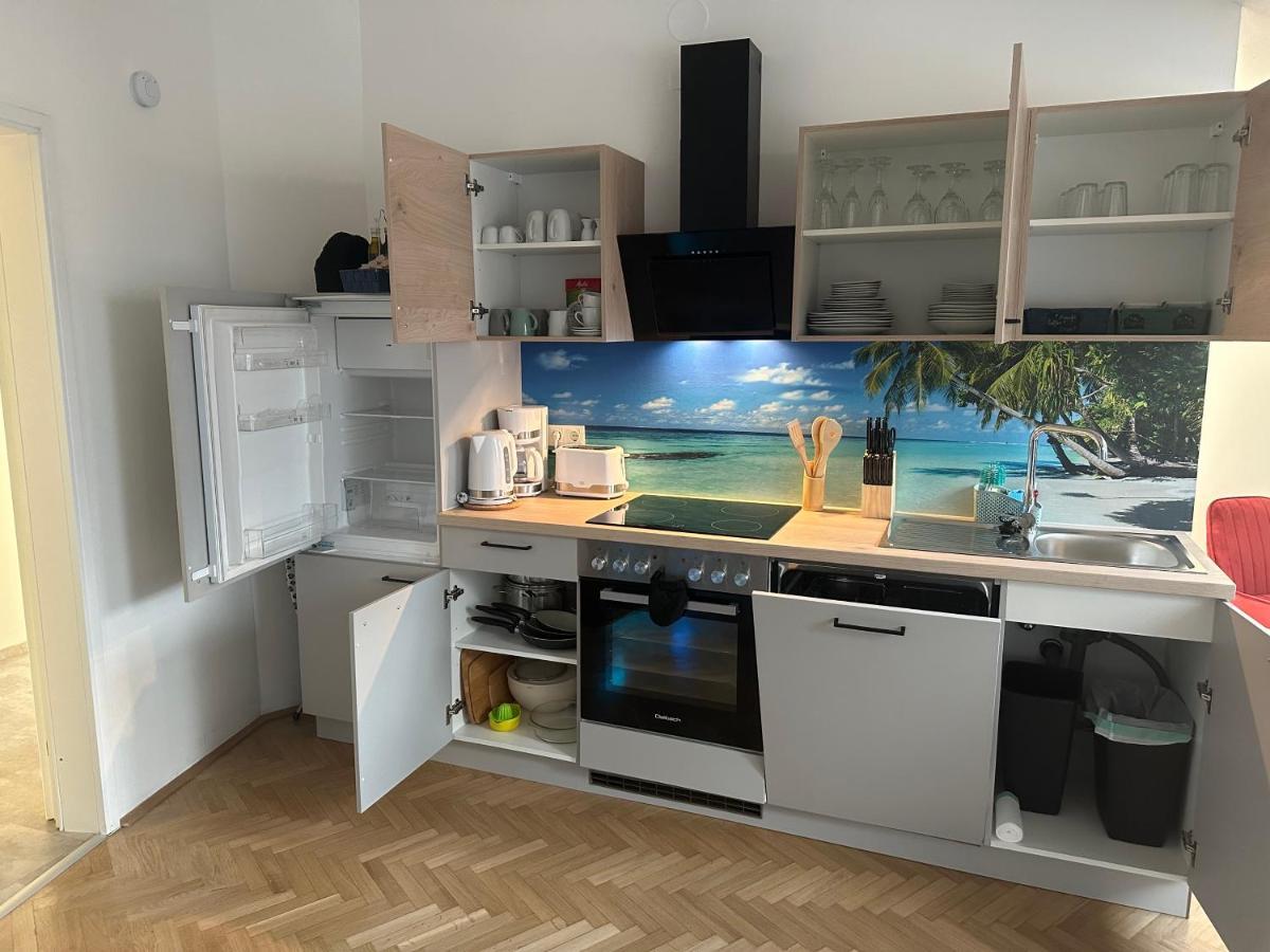 Klimatisiertes Dachgeschoss City Apartment In Zentrum Wiens Ngoại thất bức ảnh