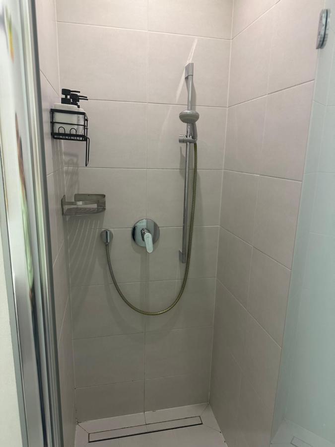 Klimatisiertes Dachgeschoss City Apartment In Zentrum Wiens Ngoại thất bức ảnh